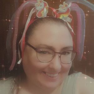 Meet your Posher, Candy